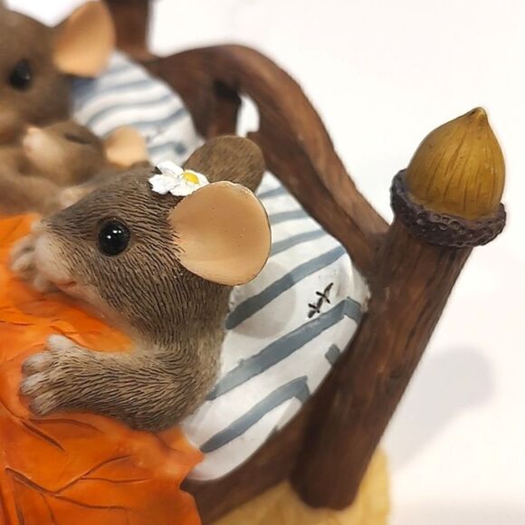 Charming Tails Collectibles by Fitz and Floyd "The Honeymoons Over" Collectible - Picture 9 of 10